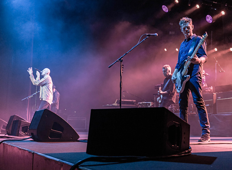 Midnight Oil: Baixista Bones Hillman perde batalha contra o&nbsp;câncer