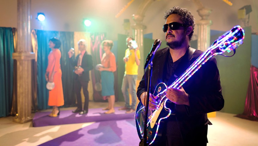 Adriano Esturilho lança esta semana clipe que promete ser&nbsp;polêmico