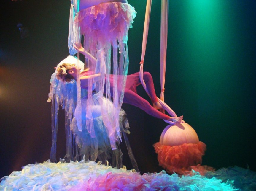 Peça que une poesia e infância chega a São José dos&nbsp;Pinhais