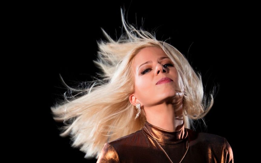 Paula Toller apresenta novo show no palco do Teatro&nbsp;Guaíra