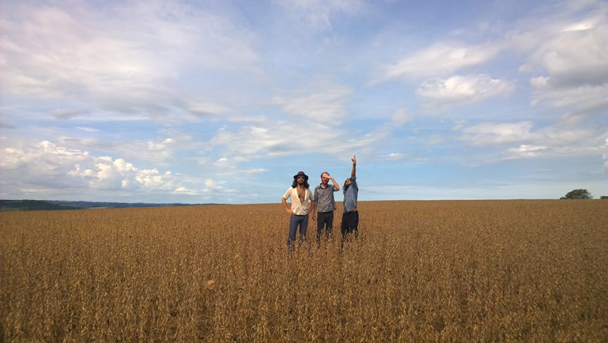 [Resenha] Centro da Terra – Centro da&nbsp;Terra