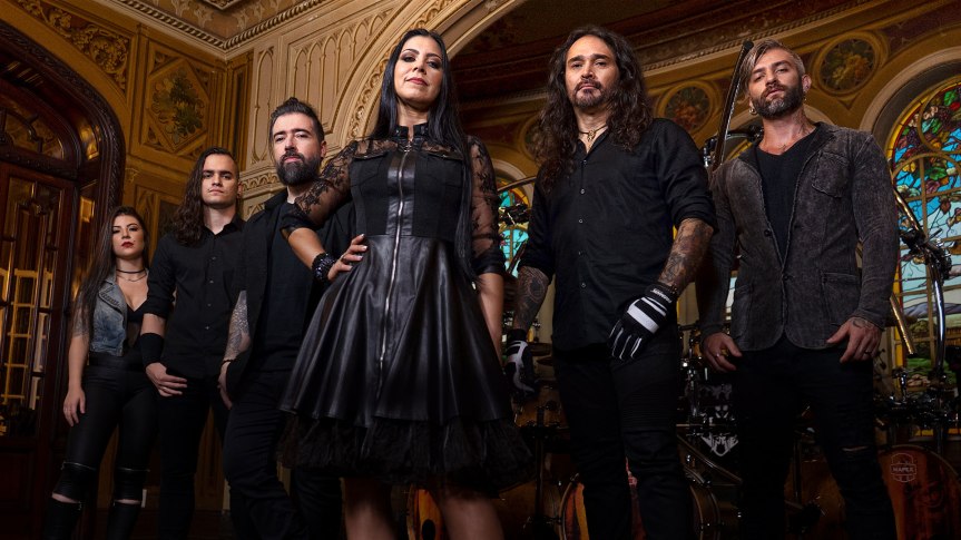 Aquiles Priester lança videoclipe inédito com músicas do&nbsp;Hangar