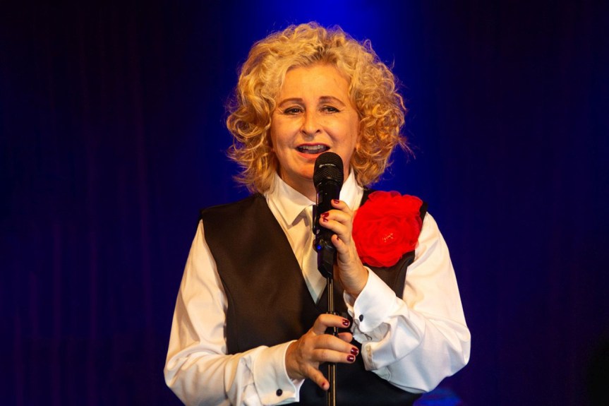 Espetáculo sobre vida e obra de Aracy de Almeida ganha nova apresentação neste domingo&nbsp;(20)