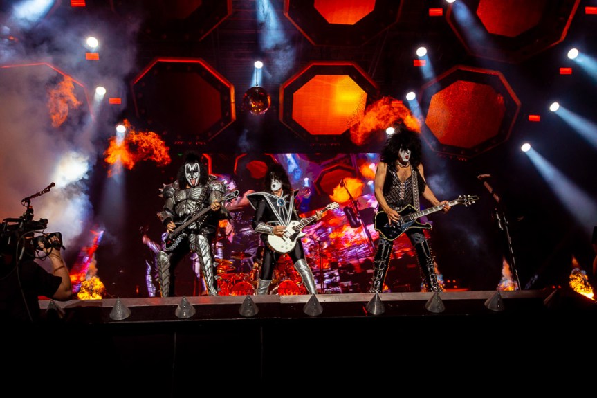 [Cobertura] Curitiba se despede do Kiss e diz olá ao retorno dos grandes&nbsp;shows
