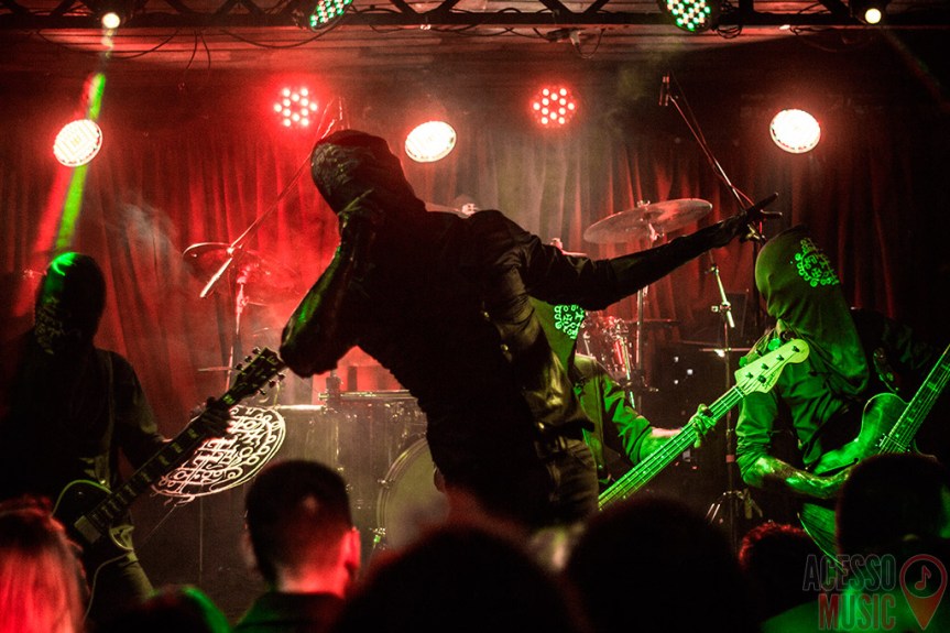 [Cobertura] Gaerea apresenta black metal áspero e teatral no Blood Rock&nbsp;Bar