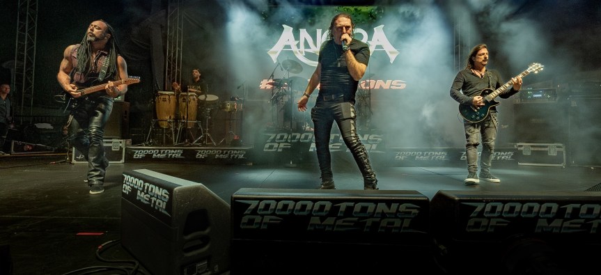 Angra grava apresentação histórica no cruzeiro 70000 Tons of Metal para&nbsp;DVD