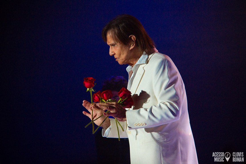 Roberto Carlos anuncia show em Curitiba para&nbsp;outubro