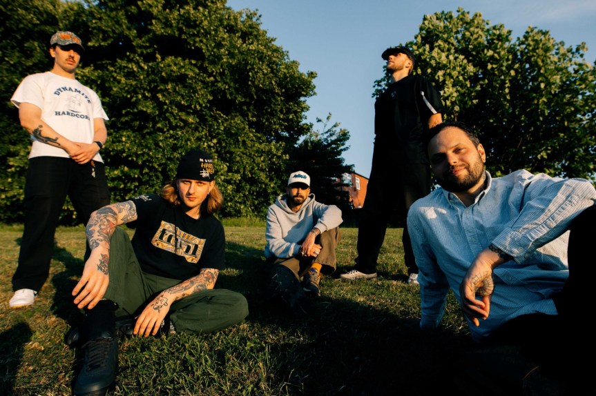 Higher Power lança de surpresa o novo álbum de&nbsp;estúdio