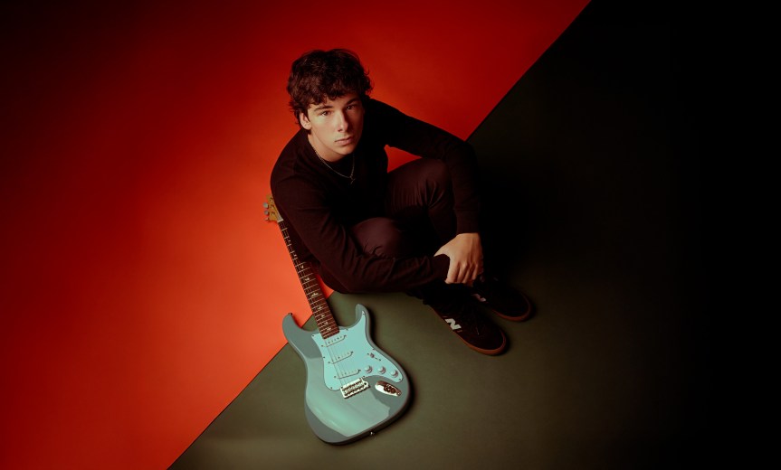 Daniel Fonseca lança “Becoming”, single com influências de Radiohead e David&nbsp;Bowie