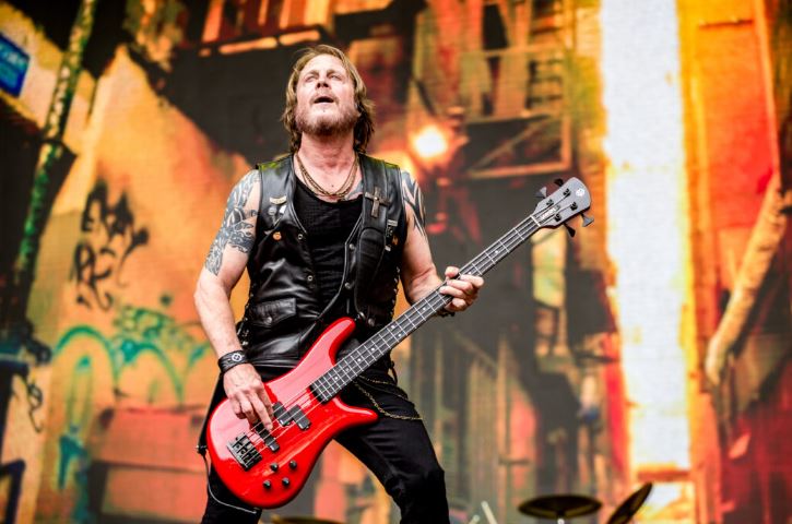 Savatage: Jon Oliva confirma disco triplo ao vivo