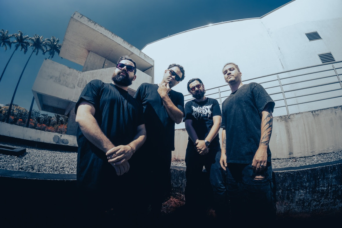 Burst Into Fire combina metalcore com elementos eletrônicos na nova música ‘Noob Saibot’